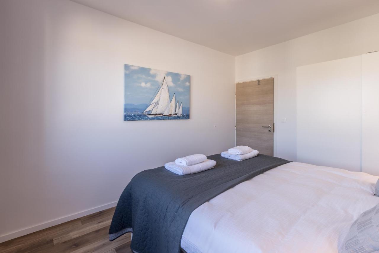 Sundowners Apartment, 52Qm, Double & Single Bed, 10 Min From Old Town Of Split Dış mekan fotoğraf