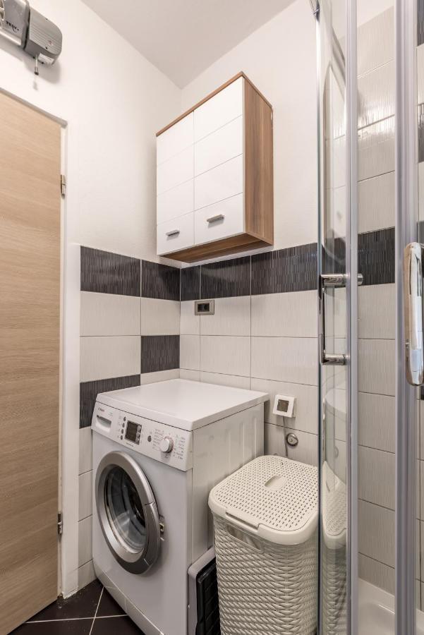 Sundowners Apartment, 52Qm, Double & Single Bed, 10 Min From Old Town Of Split Dış mekan fotoğraf